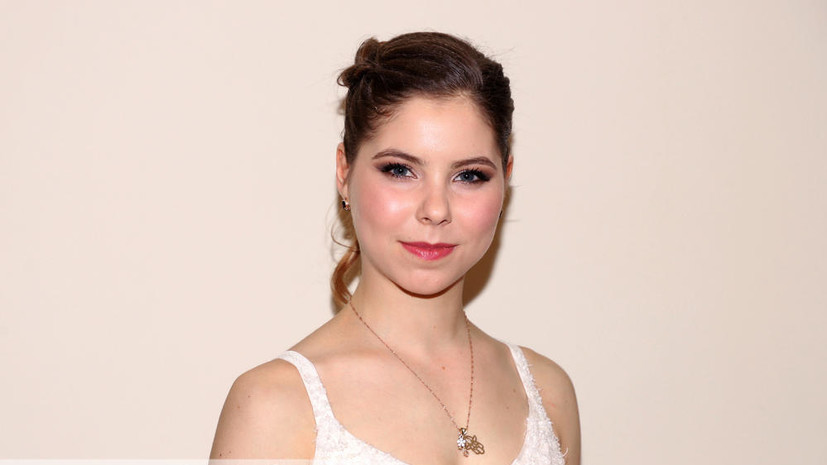 Анастасия Мишина получила диплом магистра