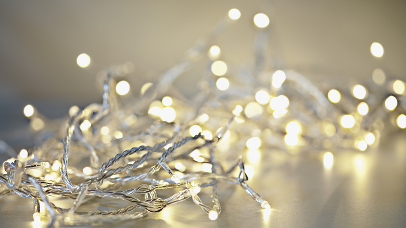 Член ОП Машаров напомнил россиянам о штрафах за гирлянду на фасаде дома