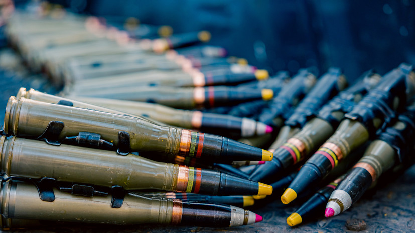 Фиала: за год Чехия передала Украине 1,8 млн крупнокалиберных снарядов