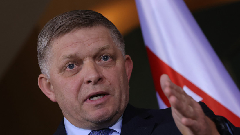 Фицо сравнил Украину с чёрной дырой, поглощающей деньги Европы