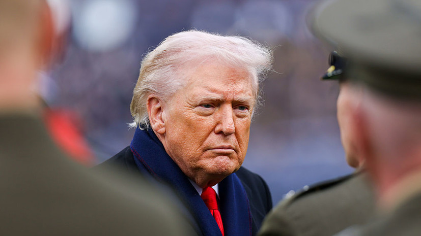 Лукашенко передал Трампу в подарок икону