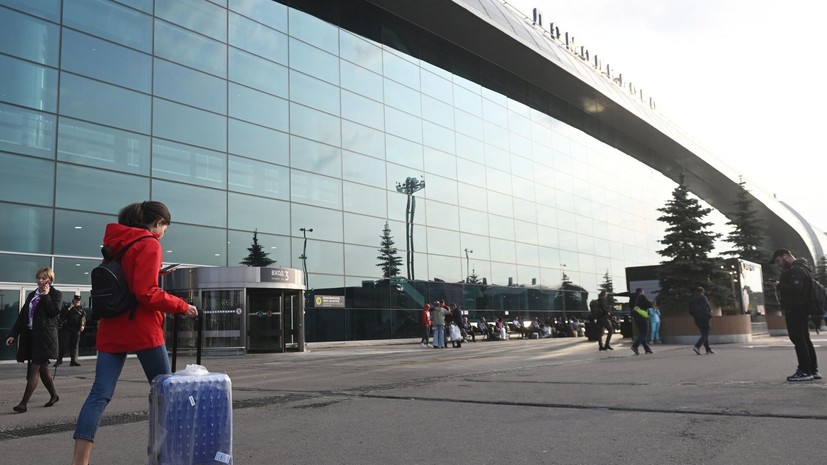 Аэропорты Домодедово и Жуковский приостановили работу