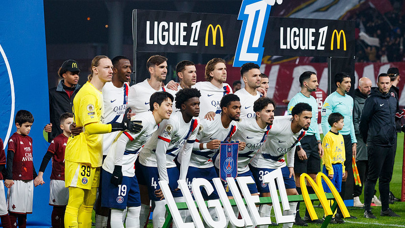 ПСЖ стёр Сафонова с командного фото перед матчем с «Фламенго»