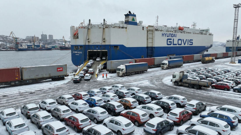 РИА Новости: Россия ввезла легковых машин из Южной Кореи на рекордные $1,02 млрд