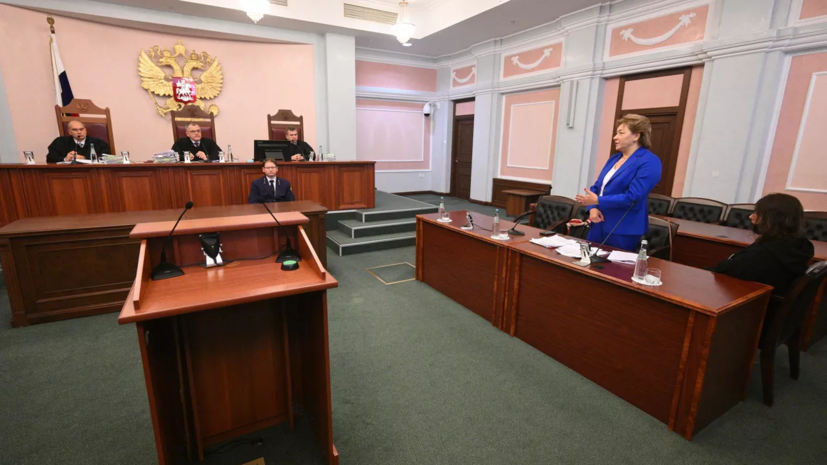 Лурье в иске к Долиной потребовала принудительно выселить артистку из жилья