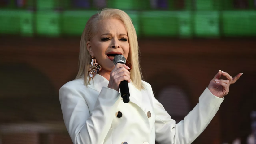 Адвокат Долиной утверждает, что передавала Лурье предложение вернуть деньги