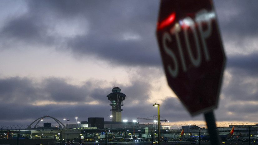 В аэропорту Саратова введены ограничения на приём и выпуск самолётов