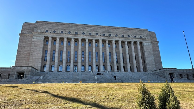 В парламенте Финляндии вспыхнул скандал из-за слов главы МИД об истории