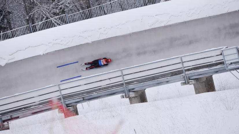 FIL не объяснила причины отзыва нейтрального статуса у трёх саночников