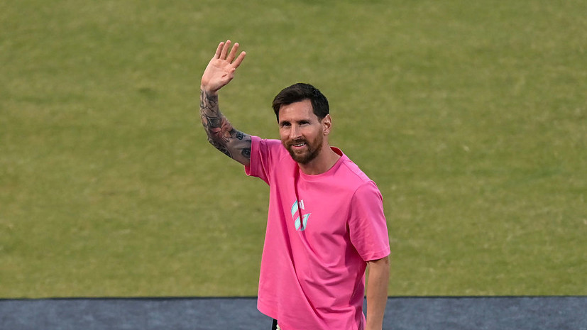 Месси в Индии подарили редкие часы стоимостью свыше $1 млн