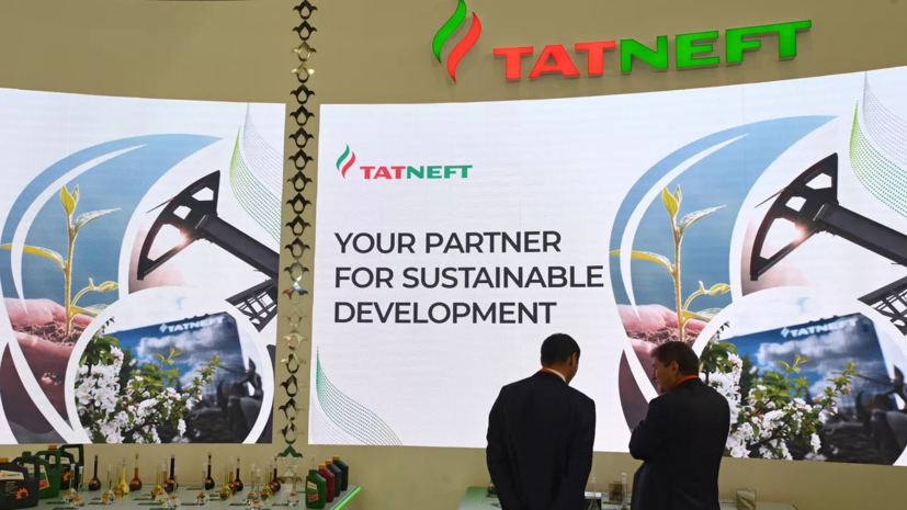 Великобритания внесла в санкционный список «Татнефть» и «РуссНефть»