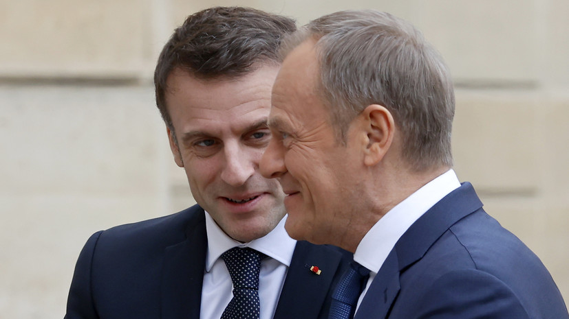 Макрон и Туск пожаловались на напор журналистов на саммите ЕС