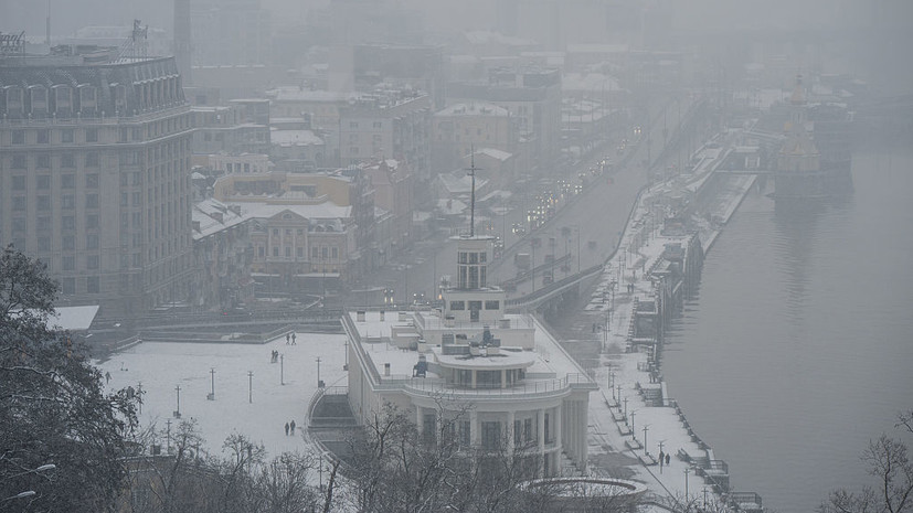 Азаров: в Киеве боятся мирного договора