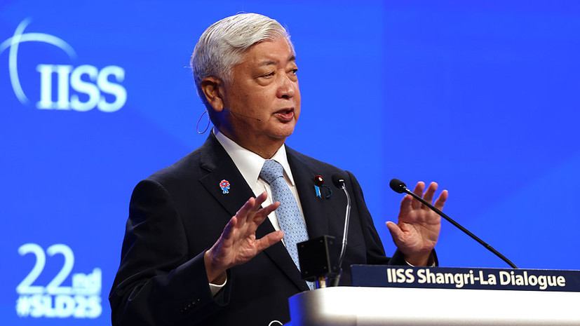 Экс-министр обороны Японии осудил призыв к созданию ядерного оружия