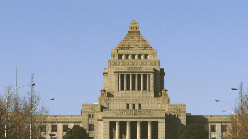 В правительстве Японии ответили на слова чиновника о ядерном оружии