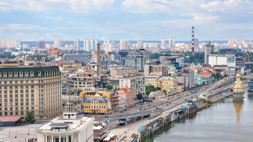 В Днепропетровске жители напали на прибывших отключить электричество энергетиков