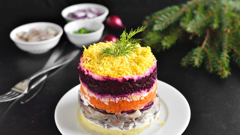 Диетолог Бобровский предостерёг от употребления селёдки людей с болезнями сердца