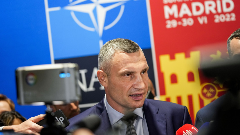 Политолог Вакаров: Кличко возглавит протесты против Зеленского в Киеве