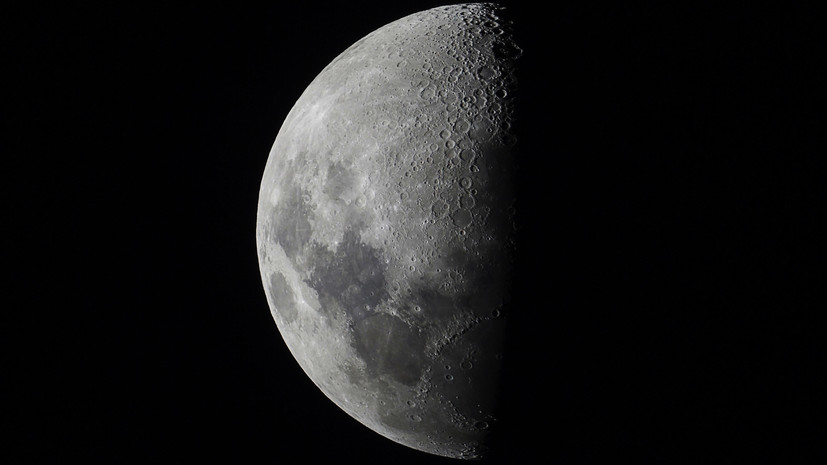 В КНР усомнились в возможности установки США ядерного реактора на Луне