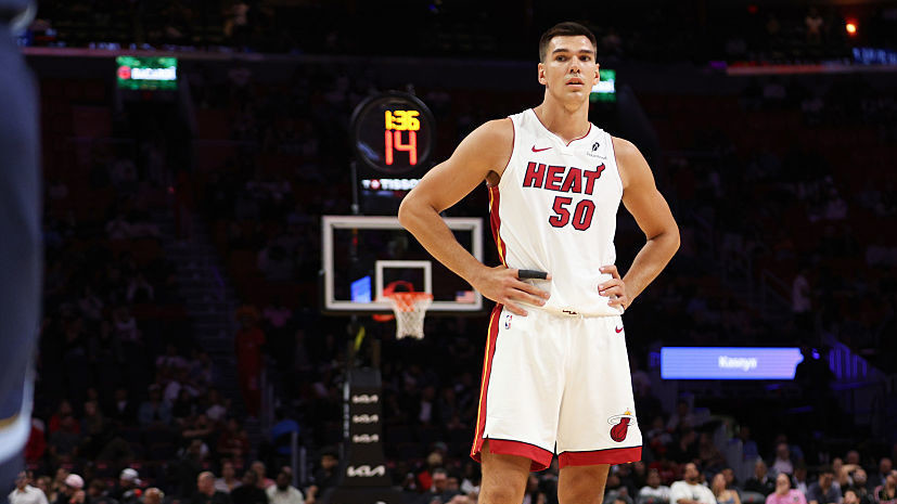 Россиянин Голдин дебютировал в НБА