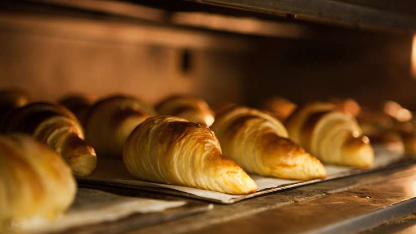 Владелец пекарни &laquo;Машенька&raquo; Максимов рассказал RT о выросшем спросе на выпечку