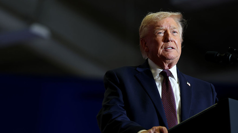 Минюст США вернул фото Трампа в базу данных по делу Эпштейна