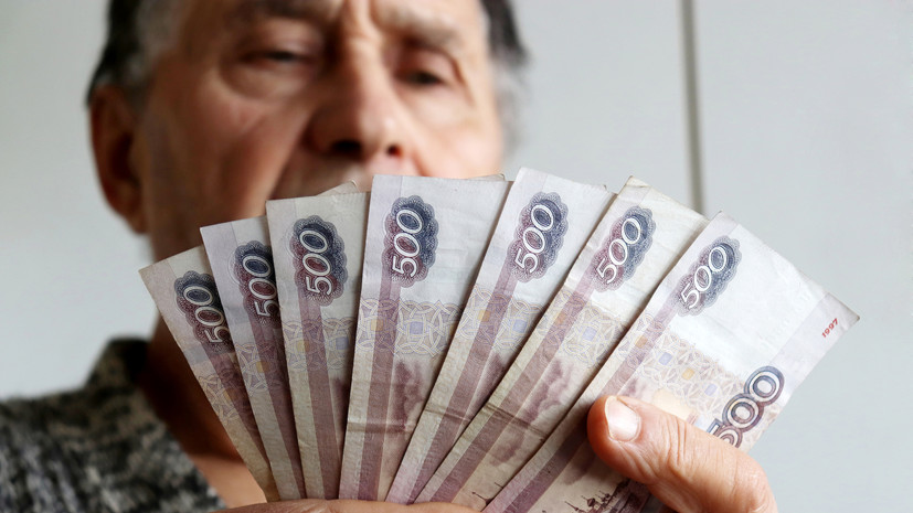 Сенатор Мурог напомнил о льготах, которые положены пенсионерам