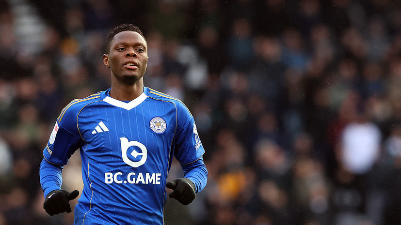 Футболист сборной Замбии чуть не сломал шею во время празднования гола