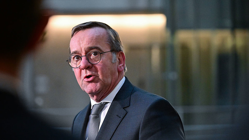 Министр обороны ФРГ Писториус усомнился в сценарии «нападения» России на НАТО