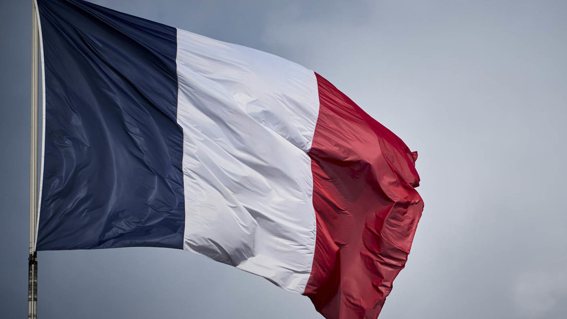 Politico: Франция может стать политическим и военным центром Европы