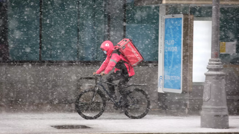 В России спрос на курьеров вырос на 40% к декабрю