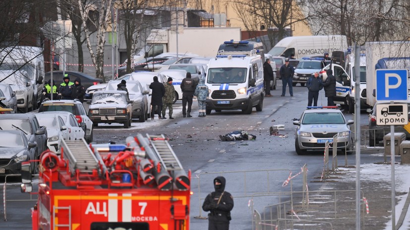 Погибли двое полицейских и находившийся рядом человек: что известно о взрыве на юге Москвы