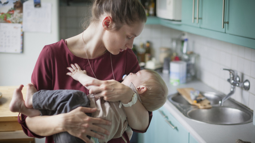 Медаль «Материнская слава» получили 1500 жительниц Ставрополья за 17 лет