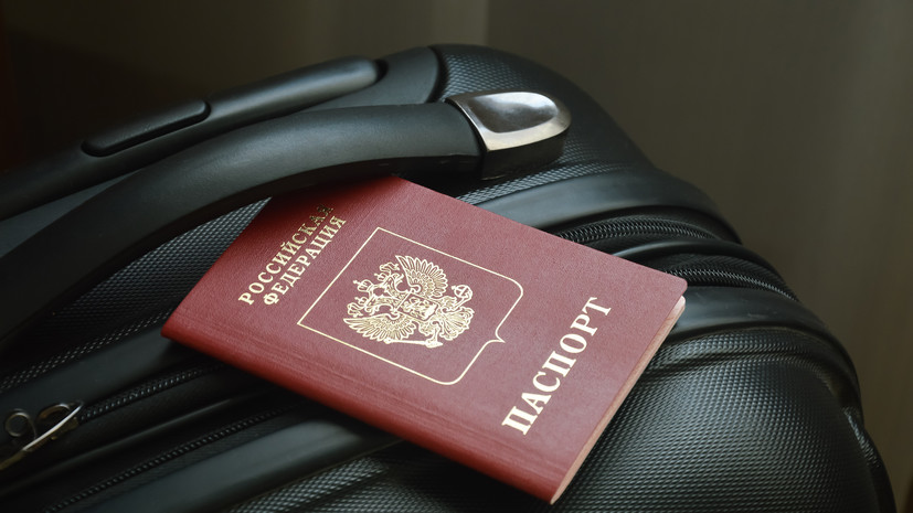 Польша с 2026 года перестанет признавать российские небиометрические паспорта