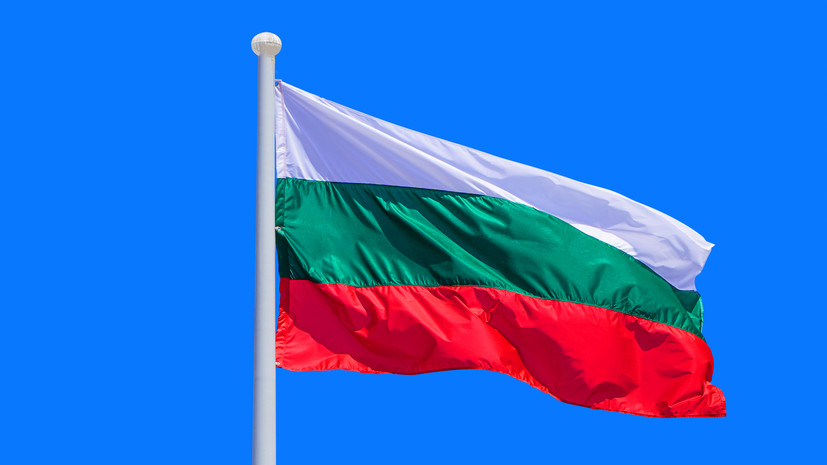 В Болгарии вандалы в восьмой раз за год осквернили мемориал советским солдатам