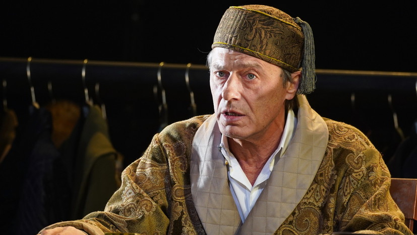 Артистка Ровенских заявила, что Лобоцкий обладал талантом говорить со сцены о любви