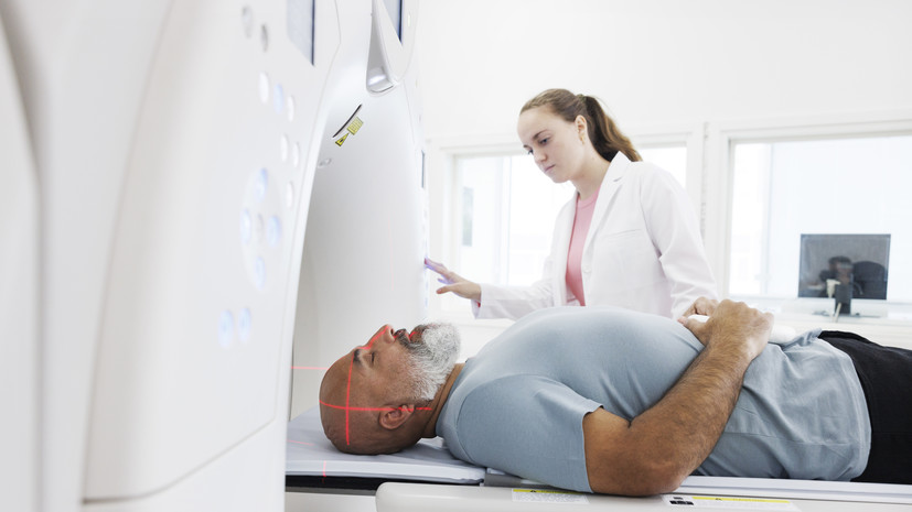 Врач объяснил, грозит ли рак пациентам при наличии родственников с онкологией