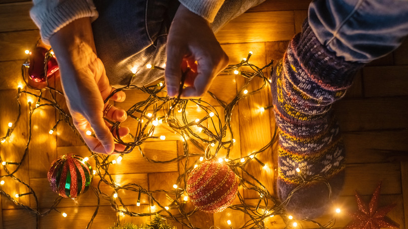 Офтальмолог Сагоненко: постоянное мерцание гирлянды может вызвать приступ эпилепсии