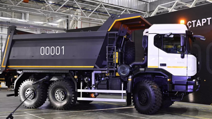 В Петербурге начали выпускать тяжёлые грузовики БАЗ