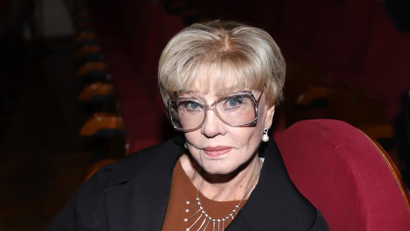 Театр имени Пушкина отменил показы двух спектаклей в день прощания с Алентовой