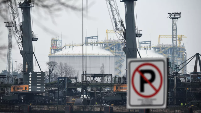 «Газпром»: хранилище газа в Прибалтике опустошено более чем наполовину