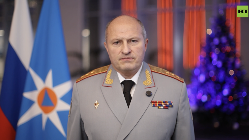 Глава МЧС России поздравил сотрудников и ветеранов ведомства с Днём спасателя