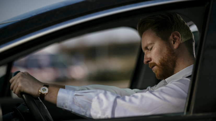 Автоэксперт Попов призвал не садиться за руль в сонном и болезненном состоянии