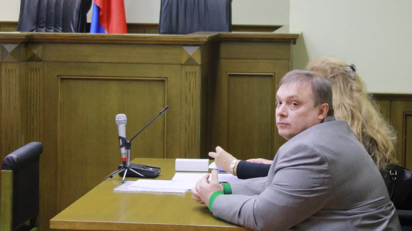 Продюсера «Ласкового мая» Андрея Разина заочно арестовали за мошенничество