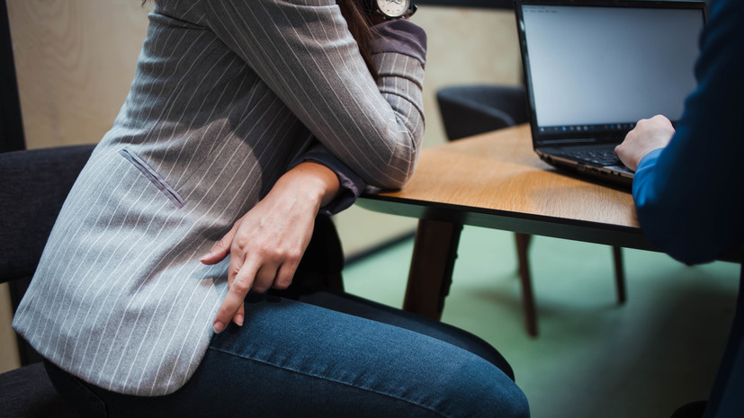 Россиянам объяснили, что грозит за ложь в резюме