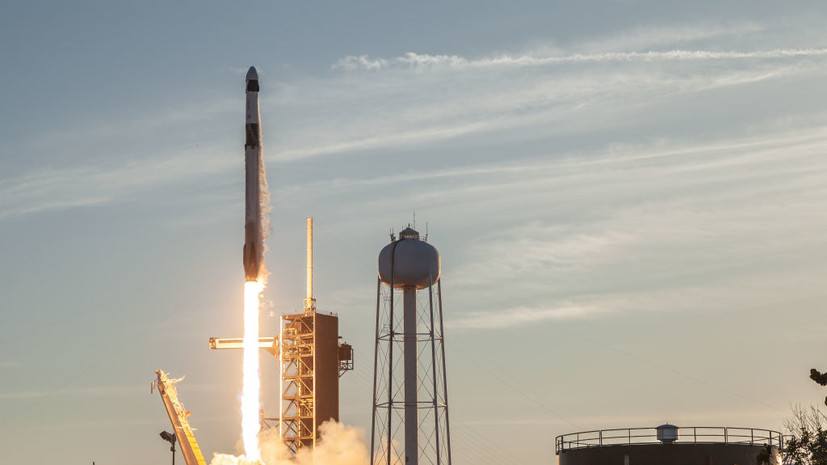 Российские космонавты с МКС поздравили россиян с наступающим Новым годом