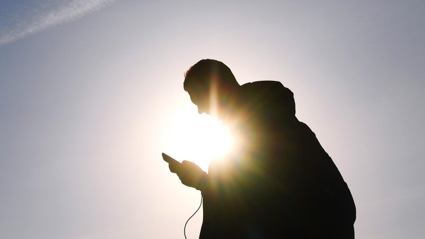 Жители Петербурга сообщают о сбоях в работе мобильного интернета