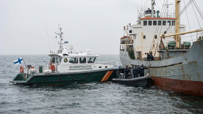 Береговая охрана Финляндии задержала судно за якобы повреждение кабеля