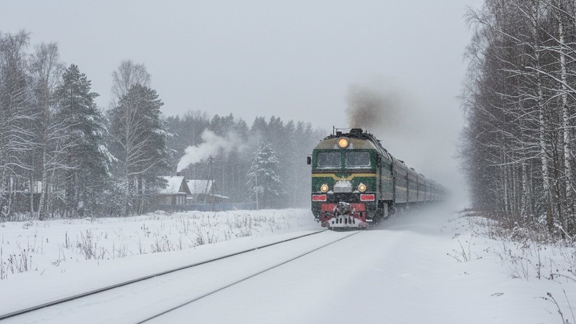 В Краснодарском крае аномальные снегопады привели к задержке 55 поездов