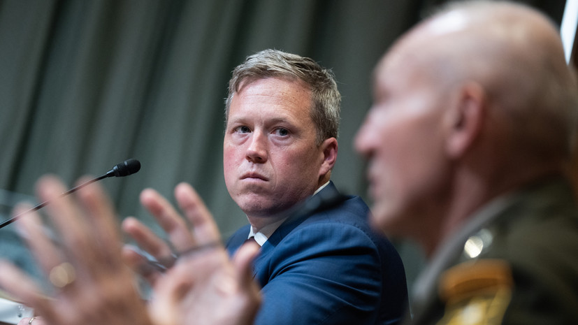 NYT: Дрисколл посещал Украину, чтобы пригрозить прекращением военной помощи США